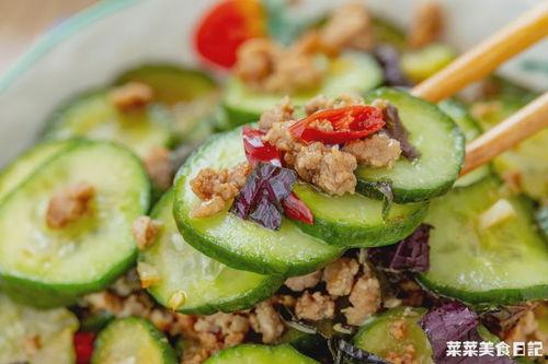 吃瓜网群,网络舆论场中的“瓜田”风云